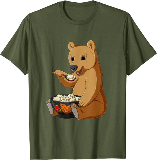 Russian Bear eats Traditional Russian Food Pelmeni T-Shirt