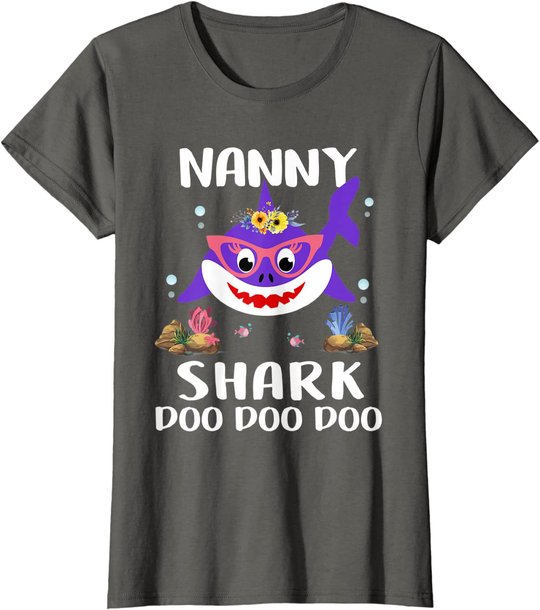 Nanny Shark Shirt Mothers Day Gift Idea For Mother Wife T-Shirt