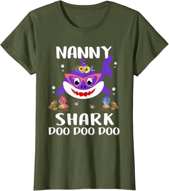 Nanny Shark Shirt Mothers Day Gift Idea For Mother Wife T-Shirt