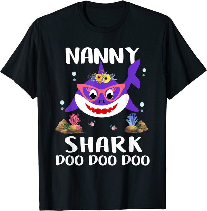 Nanny Shark Shirt Mothers Day Gift Idea For Mother Wife T-Shirt