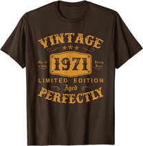 50 Year Old Birthday Gifts Vintage 1971 50th Birthday Gifts T-Shirt