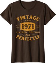 50 Year Old Birthday Gifts Vintage 1971 50th Birthday Gifts T-Shirt