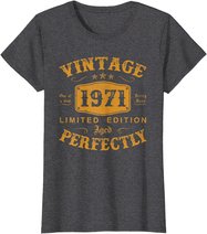 50 Year Old Birthday Gifts Vintage 1971 50th Birthday Gifts T-Shirt