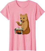Russian Bear eats Traditional Russian Food Pelmeni T-Shirt