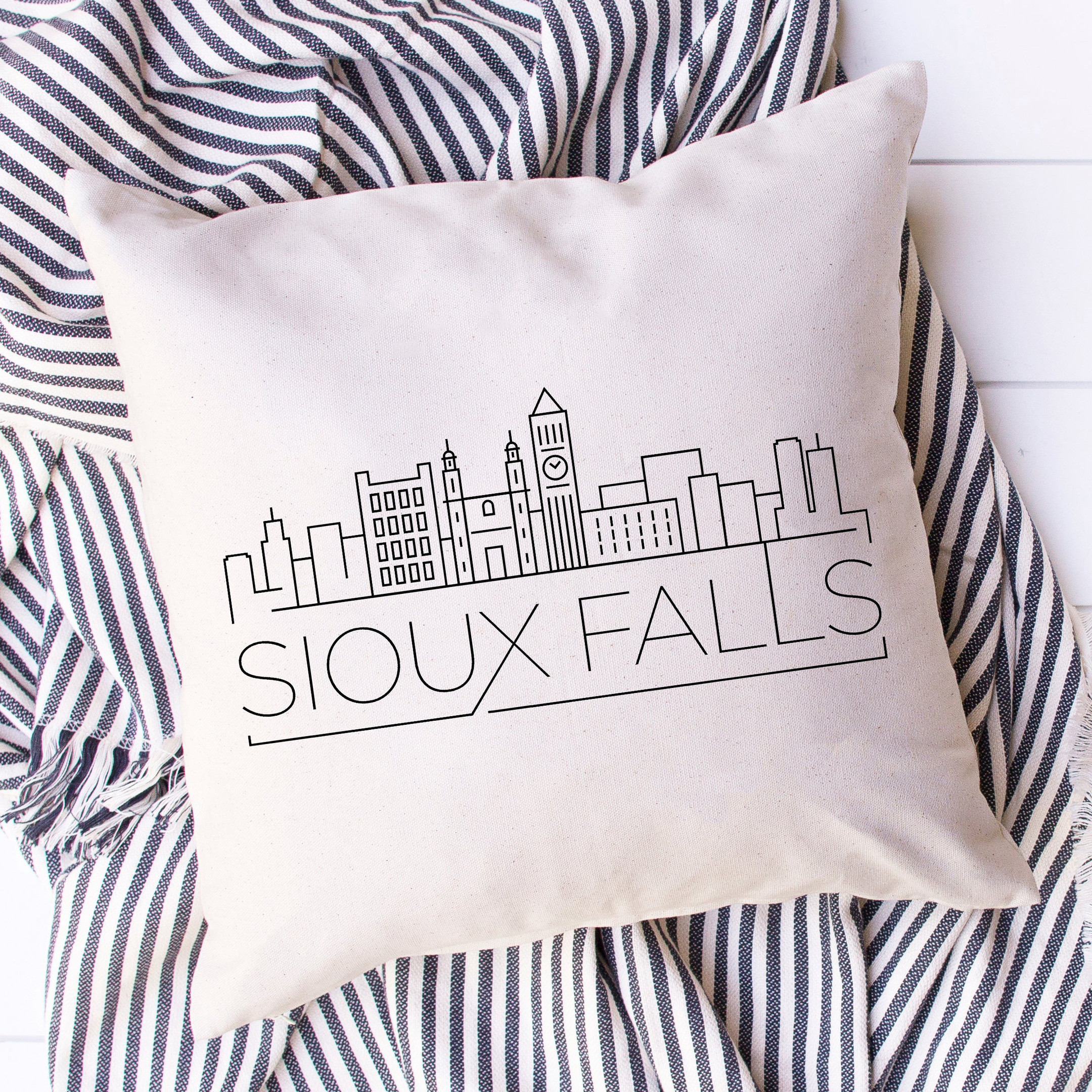 Sioux Falls Skyline Pillow Cover