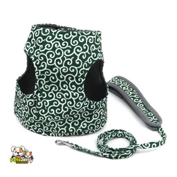 adjustable-cat-vest-harness-and-leash-set.jpg: Adjustable cat vest harness and leash set for walks, hikes, and adventures.