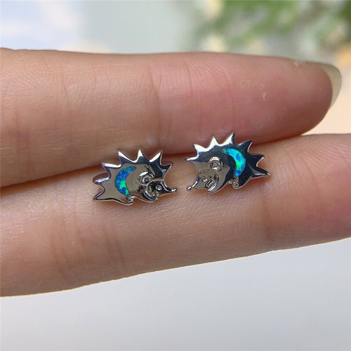Creative Cute Small Hedgehog Stud Earrings White Blue Opal Stone Animal Earrings Vintage Silver Color Wedding Earrings For Women