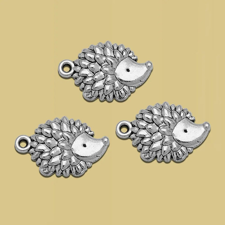 Antique Silver Plated Cute Hedgehog Animals Charms Easter Pendants For Diy Keychain Jewelry Making Findings Supplies Accessories