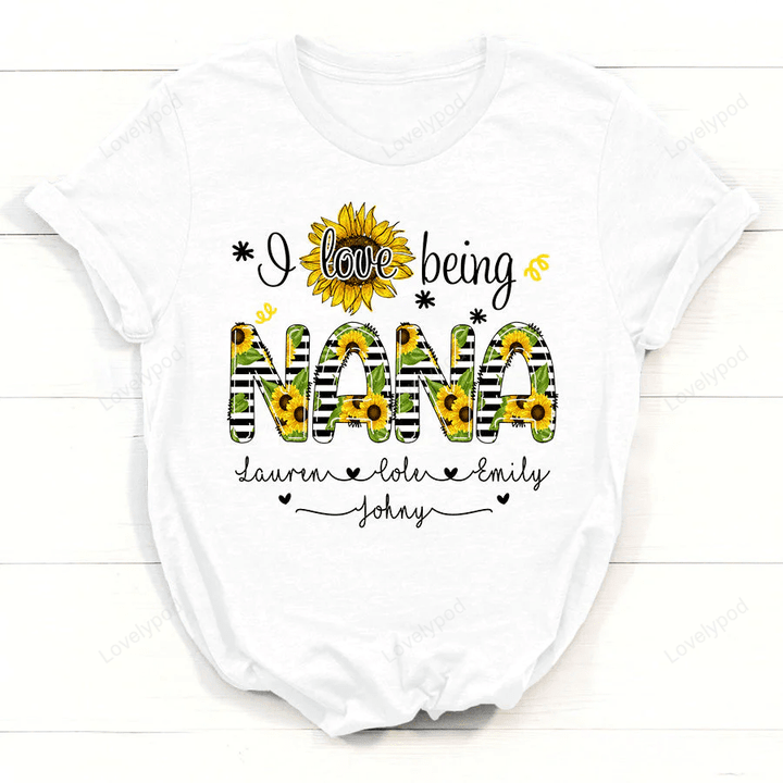 I love being Nana - Sunflower Kidnames Shirt
