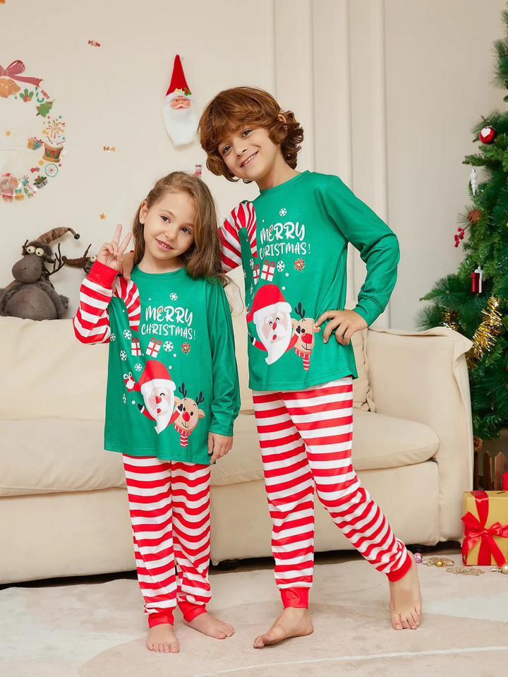 2024 Christmas Family Matching Pajamas Adult Kid Baby Outfits Tops+Pants 2PCS Xmas Sleepwear Pyjamas Dog Clothes