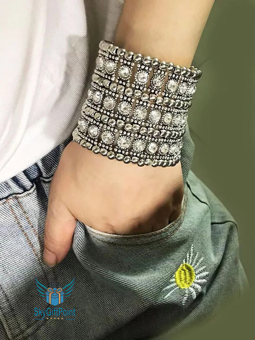 Classic Fashion Luxury Bracelets for Women
