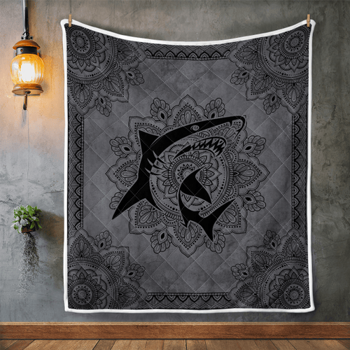 SHARK MANDALA GREY QUILT