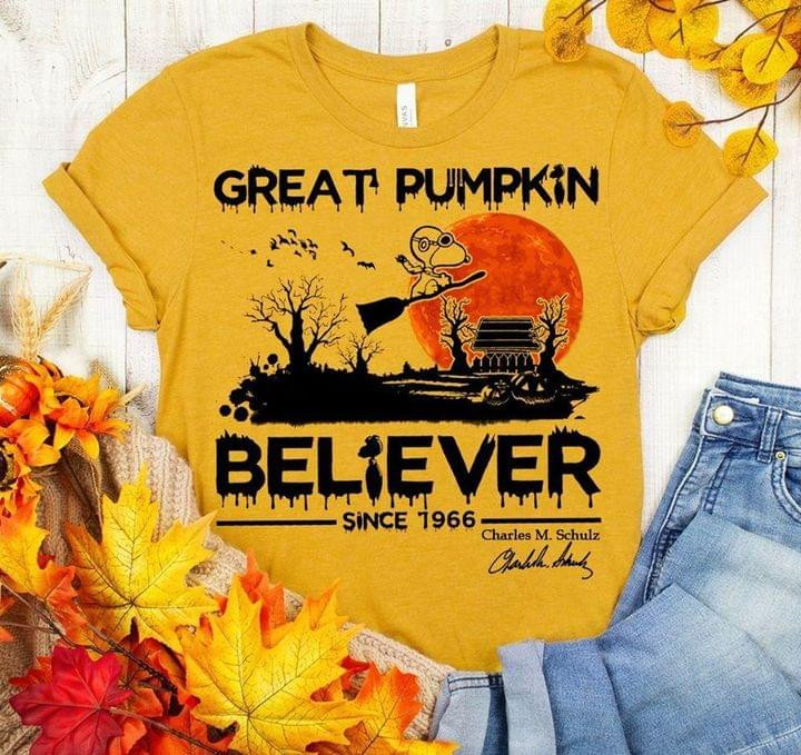 Snoopy great pumpkin believer since 1966 charles m schulz signed halloween for fan