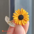 Japanese And Korean Style Enamel Rhinestone Cute Sunflower Brooches Exquisite Sun Flower Brooch Simple Fashion Accessory Gift