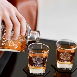 CRAGG - WHISKEY SET (Wooden box + Decanter + 4 Glasses + 4 Coasters)