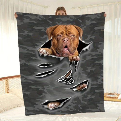 Comfortable English Bulldog Camo Flannel Blanket