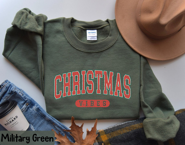 Christmas Vibes Sweatshirt, Retro Christmas Sweatshirt, Christmas Crewneck, Xmas Tee, Womens Christmas Shirt, Merry Christmas Sweatshirt