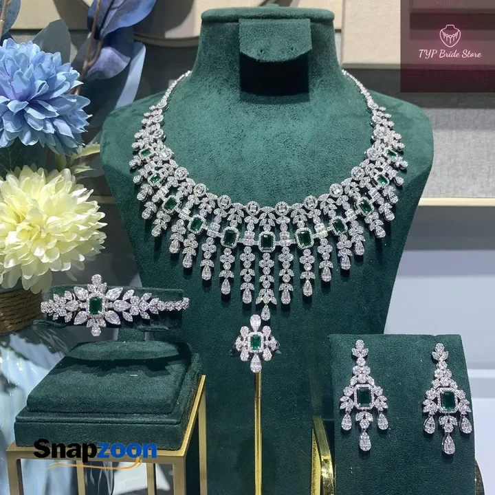Famous Brand 4pcs Bridal Zirconia Full Jewelry Sets For Women Party, Dubai Nigeria CZ Crystal Wedding Jewelry Sets