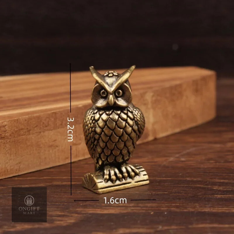 luxury owl decor, owl desk ornament, handmade owl figurine, brass owl statue, boho home decor, small desk decoration, creative owl figurine, unique owl gift, artistic owl sculpture, owl collectible, elegant desk accessory, home office decor, owl tabletop ornament, decorative owl piece, miniature owl figurine, handcrafted owl ornament, stylish home accent, bohemian owl decor, owl home decoration, luxury desk accessory