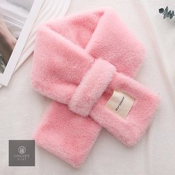 Stay cozy and stylish with this adorable Capybara Plush Wearable Scarf Blanket! Soft, thick, windproof, and warm, it's perfect for chilly autumn and winter days. A cute and thoughtful gift for capybara lovers!