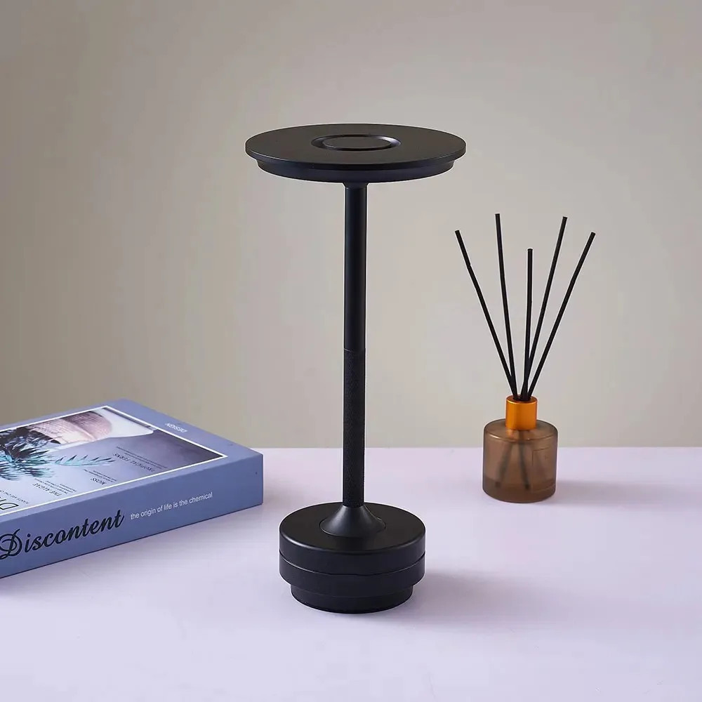 Noire Lamp