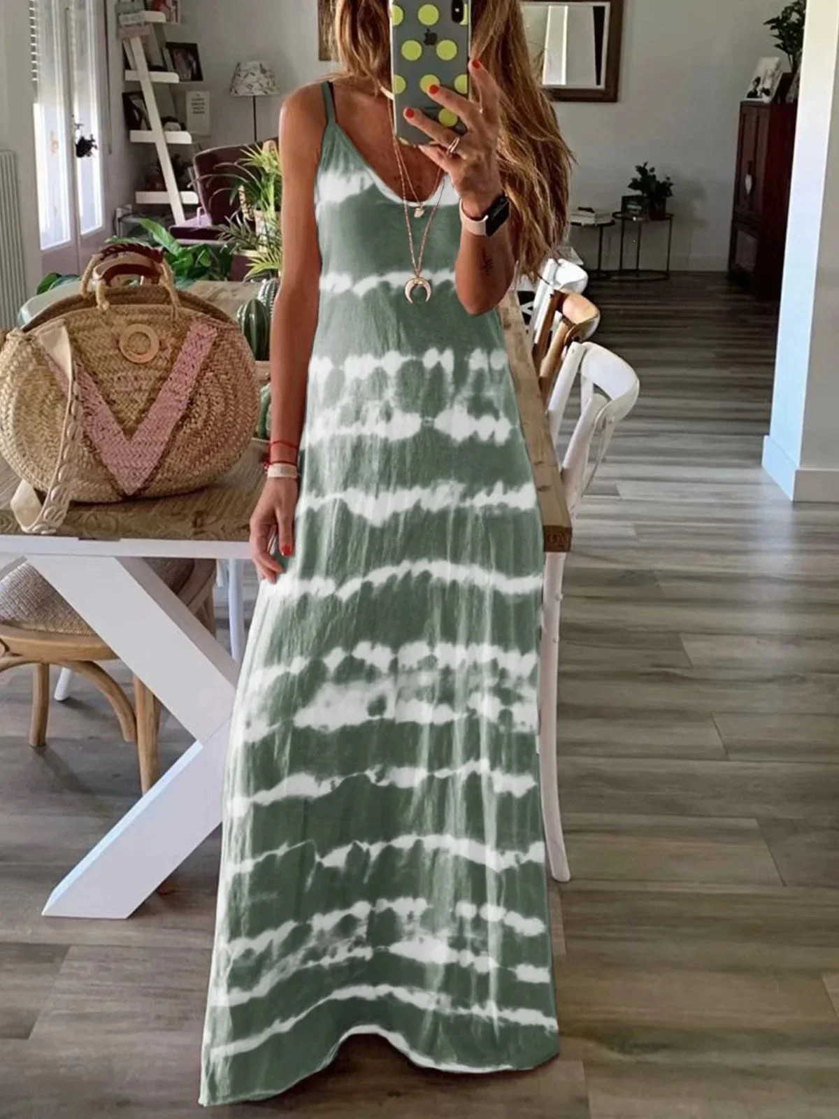 V Neck Sleeveless Ripple Print Swing Dress