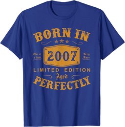 Born In 2007 17 Year Old Bday Boy Funny 17th Birthday Gifts T-Shirt