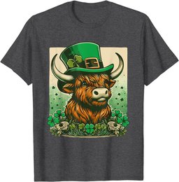 Happy St Patrick's Day Cute Highland Cow T-Shirt