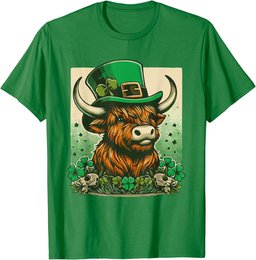Happy St Patrick's Day Cute Highland Cow T-Shirt