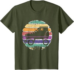 Retro Roller Skates - Vintage Roller Skating T-Shirt
