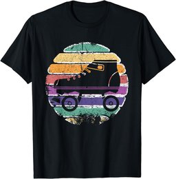 Retro Roller Skates - Vintage Roller Skating T-Shirt