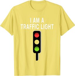 I Am A Traffic Light Funny Yellow Traffic Light Costume T-Shirt