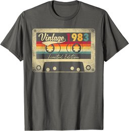 Limited Edition Vintage Best Of 1983 39th Birthday Gift T-Shirt