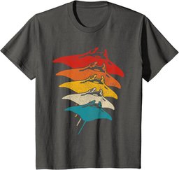 Manta Ray Vintage Retro Scuba Diving Fish Scuba Diver Gift T-Shirt