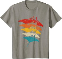 Manta Ray Vintage Retro Scuba Diving Fish Scuba Diver Gift T-Shirt