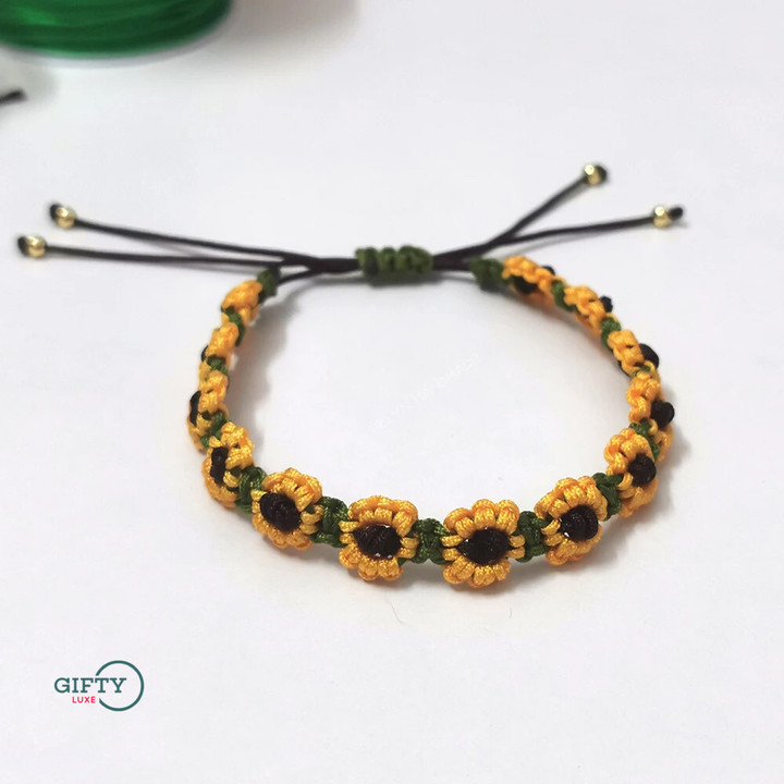 Sunflower Bracelets Adjustable Boho Daisy Charm Handmade Braided Rope Friendship Matching Promise Bracelet for Couple Women Girl