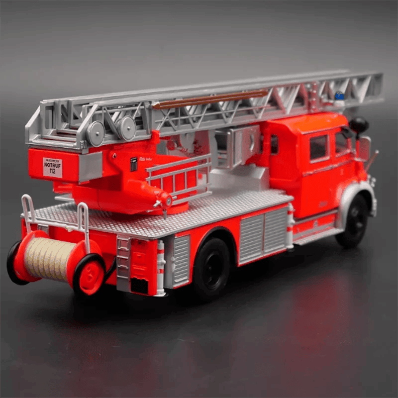 Fire Engine Alloy Vehicle Model Finished Simulation - Best Shop House