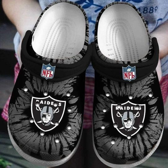 Las Vegas Raiders Logo Crocs Classic Clogs Shoes In Black - Dadturtle