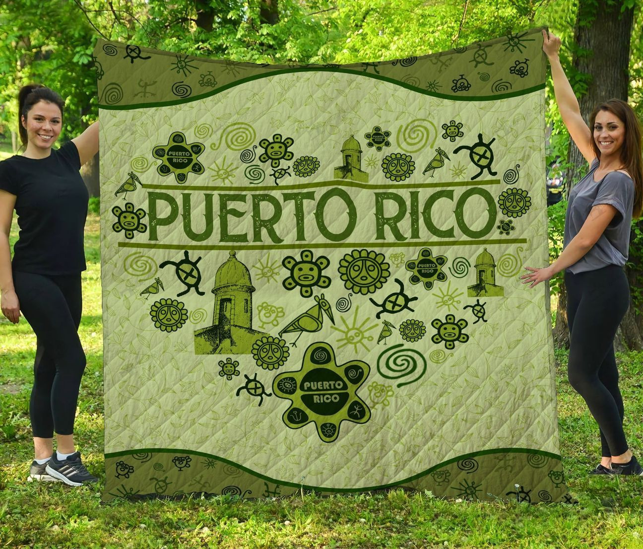 Puerto Rico Pattern Green Quilt - HavJo Shop