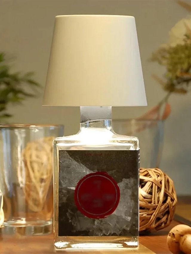 LiquorLit Viral Wireless Bottle Lamp