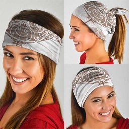 New Zealand Manta Ray Tattoo Neck Gaiter Aotearoa Maori Haehae Beige