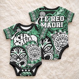 Te Reo Maori New Zealand Baby Onesie Aotearoa Kia Haka Maori Tribal Tattoo Green Style