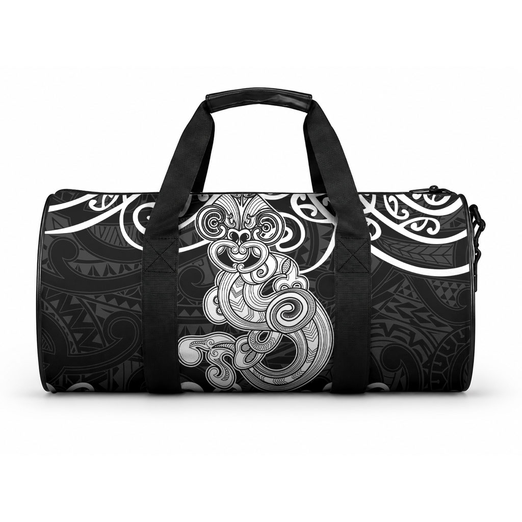 Te Reo Maori Tiki Inspired Art Duffle Bag