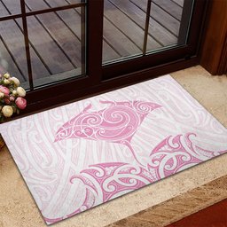 New Zealand Manta Ray Tattoo Rubber Doormat Aotearoa Maori Haehae Pink