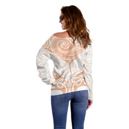 New Zealand Manta Ray Tattoo Off Shoulder Sweater Aotearoa Maori Haehae Orange