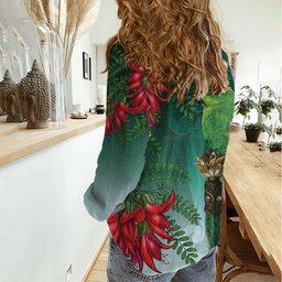 New Zealand Parakeet Bird Women Casual Shirt With Kakabeak Flowers