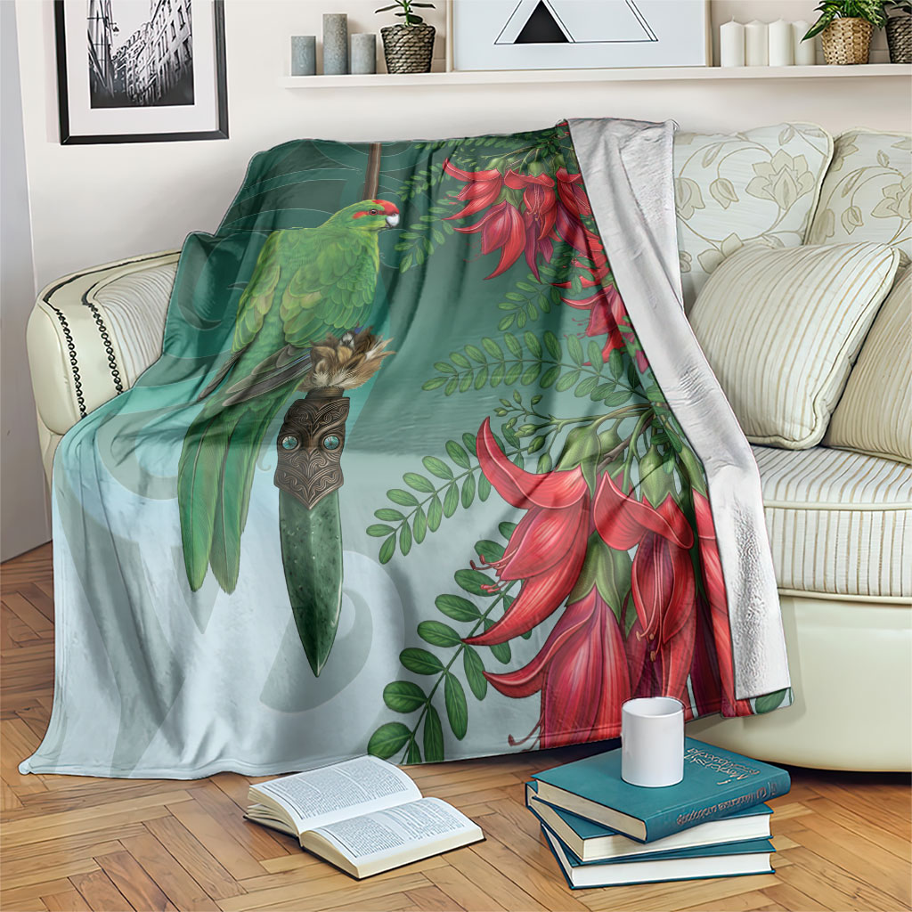 New Zealand Parakeet Bird Blanket With Kakabeak Flowers