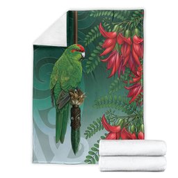 New Zealand Parakeet Bird Blanket With Kakabeak Flowers