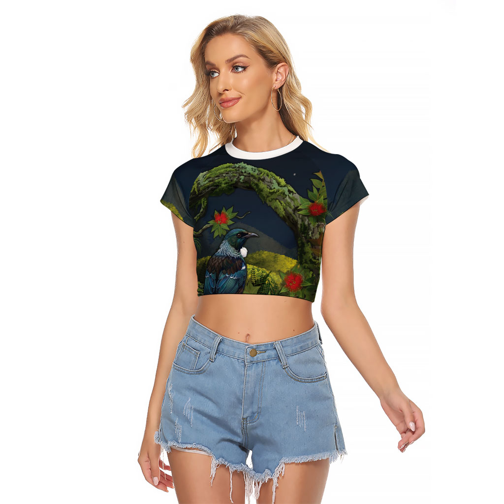 Rongoa Maori New Zealand Rata Raglan Cropped T Shirt NZ Tui Bird Forest Vibes