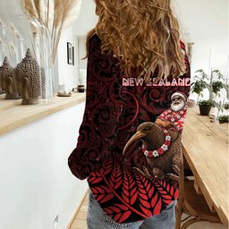 New Zealand Christmas Women Casual Shirt Red Santa Riding Kiwi Bird Silver Fern